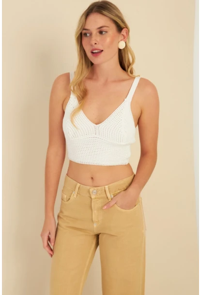 Kadın Beyaz Triko Crop Bluz KZ2507