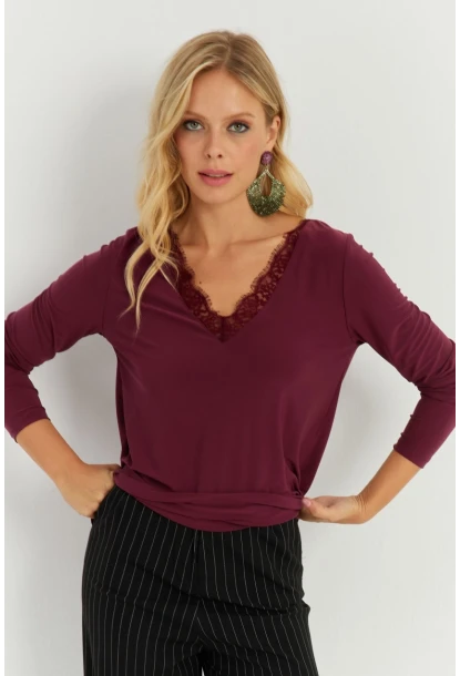 Kadın Bordo Dantel Detaylı Bluz AYD264