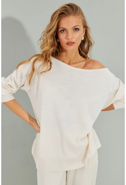 Kadın Ekru Düşük Omuz Triko Bluz YZ617