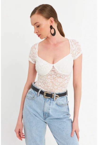 Kadın Ekru Kalp Yaka Tül Crop Bluz TPG05