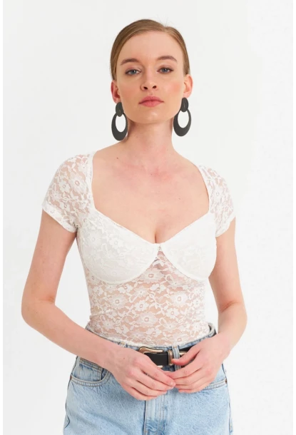 Kadın Ekru Kalp Yaka Tül Crop Bluz TPG05