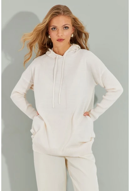 Kadın Ekru Kapüşonlu Cepli Triko Kazak YZ520
