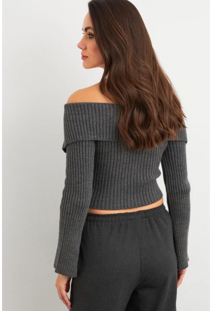 Kadın Gri Devrik Yaka Kısa Hırka TEM103