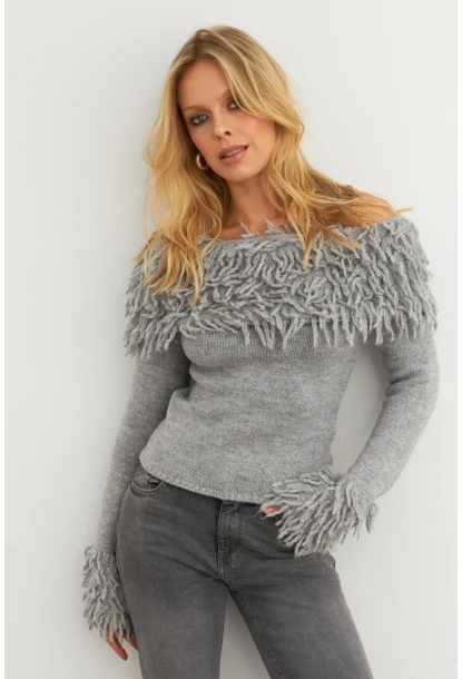 Kadın Gri Yakası Sakallı Madonna Bluz KZ542