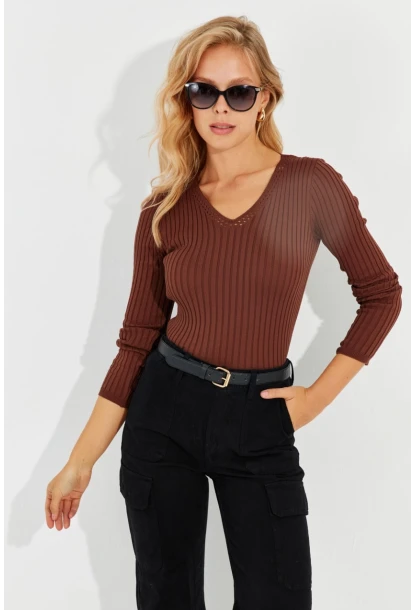 Kadın Kahve V Yaka Fitilli Triko Bluz SMT216