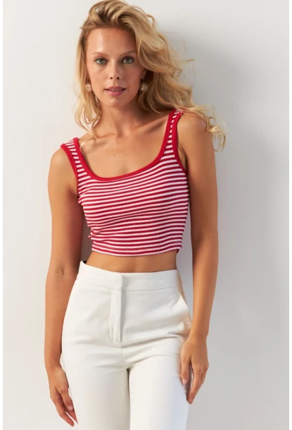 Kadın Kırmızı Kare Yaka Çizgili Bluz XL2036