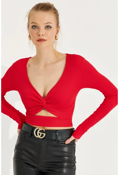 Kadın Kırmızı Önü Düğümlü Crop Bluz AYD244