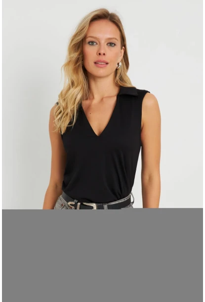 Kadın Polo Yaka Bluz Siyah AYD276