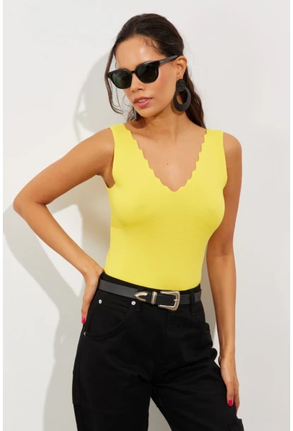 Kadın Sarı Merdiven Yaka Triko Bluz YV83