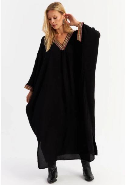 Kadın Siyah Aksesuarlı Şeritli Maxi Elbise MALO12