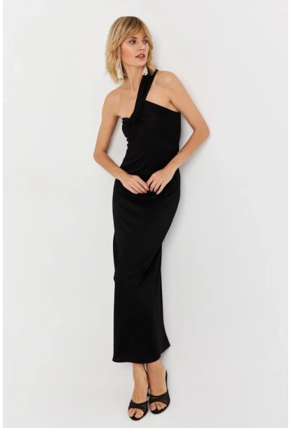 Kadın Siyah Asimetrik Yaka Maxi Elbise NH25455
