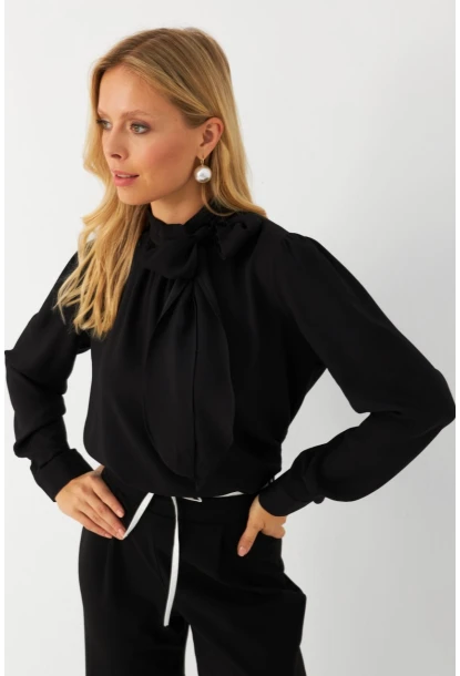Kadın Siyah Bağlama Detaylı Bluz MAYD20