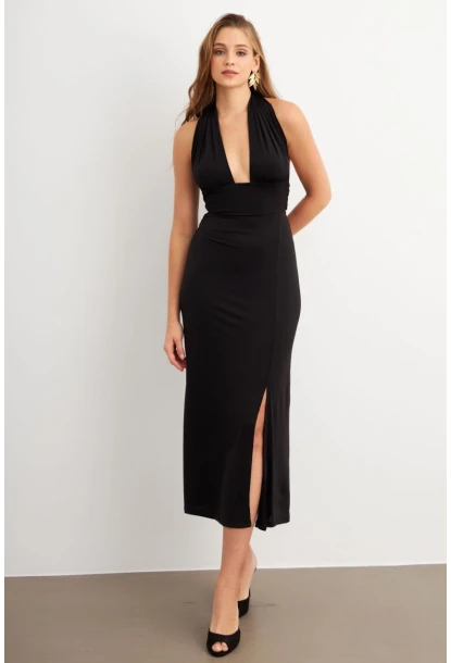 Kadın Siyah Bağlamalı Sırt Dekolteli Maxi Elbise UG2003