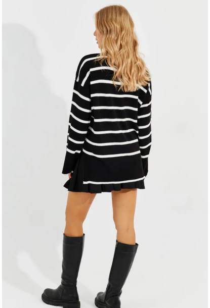 Kadın Siyah Balıkçı Yaka Çizgili Kazak Q976