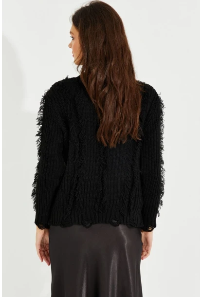 Kadın Siyah Balıkçı Yaka Püsküllü Triko Kazak KZ2471