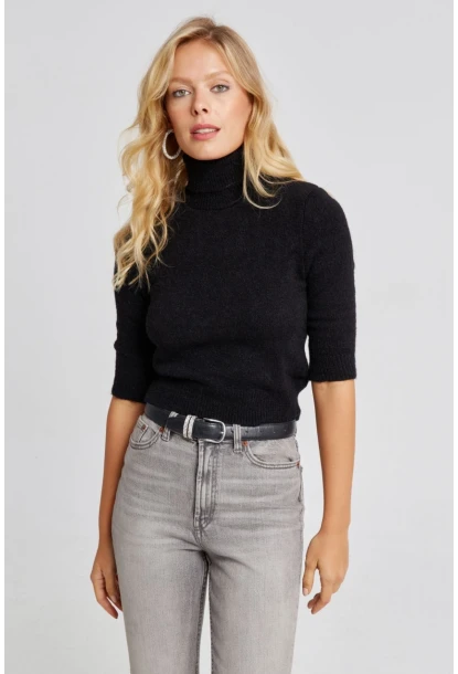 Kadın Siyah Balıkçı Yaka Triko Kazak KZ2499