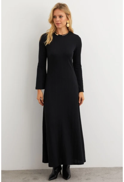 Kadın Siyah Basic Maxi Elbise MTF30