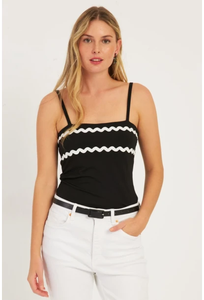 Kadın Siyah Biyeli Bluz EY2772