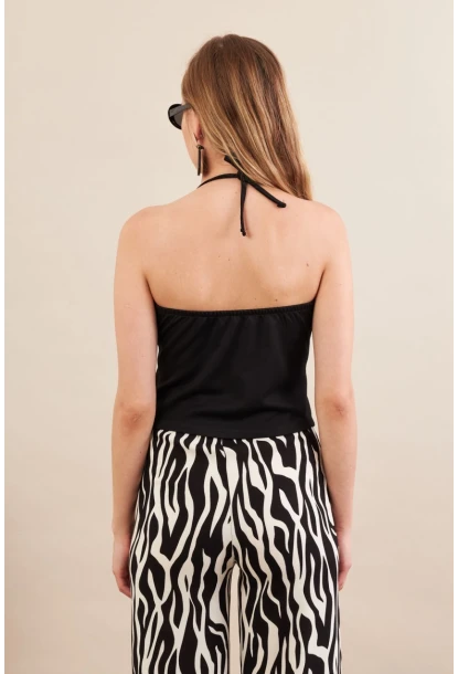 Kadın Siyah Boyun Bağlamalı Düğmeli Yelek FLU7304