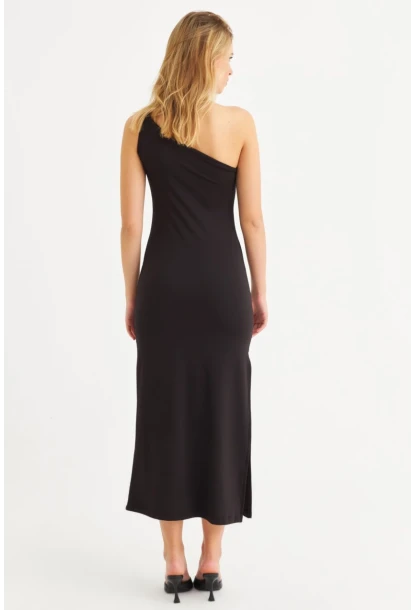 Kadın Siyah Çapraz Yaka Aksesuarlı Midi Elbise EY3088