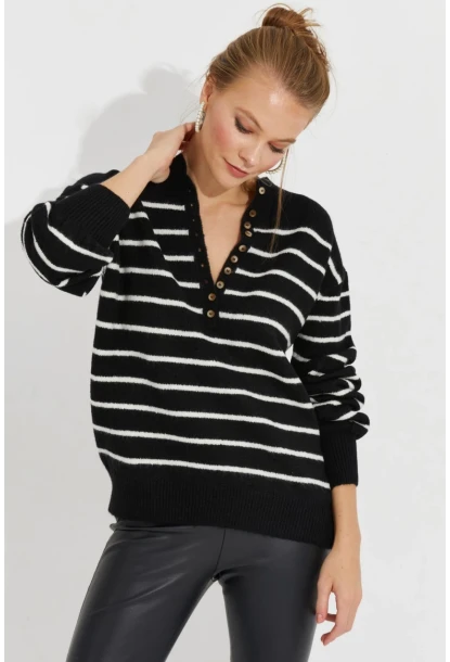 Kadın Siyah Çizgili Triko Kazak SMT219