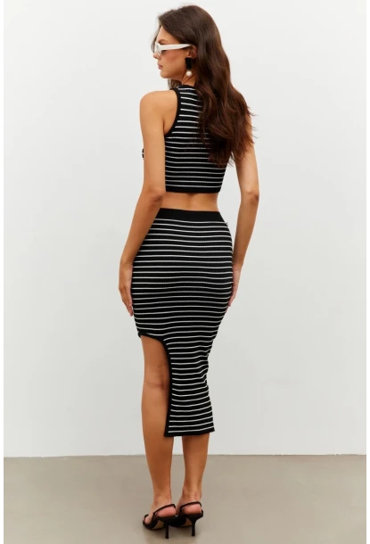 Kadın Siyah Çizgili Yırtmaçlı Alt Üst Takım KZ2468