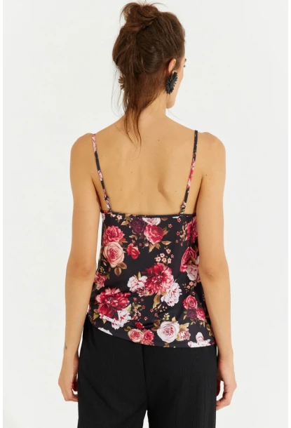 Kadın Siyah Dantelli Askılı Çiçekli Bluz LPP1227