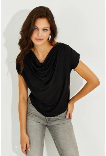 Kadın Siyah Degaje Yaka Vatkalı Bluz SDY2024