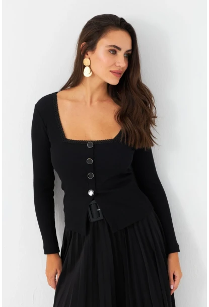 Kadın Siyah Düğme Detaylı Kare Yaka Bluz EY2987