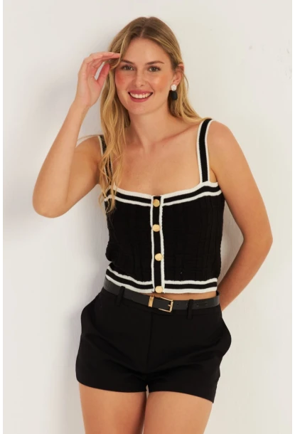 Kadın Siyah Düğme Detaylı Triko Crop Bluz MSS134