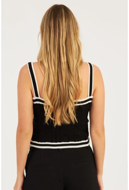 Kadın Siyah Düğme Detaylı Triko Crop Bluz MSS134