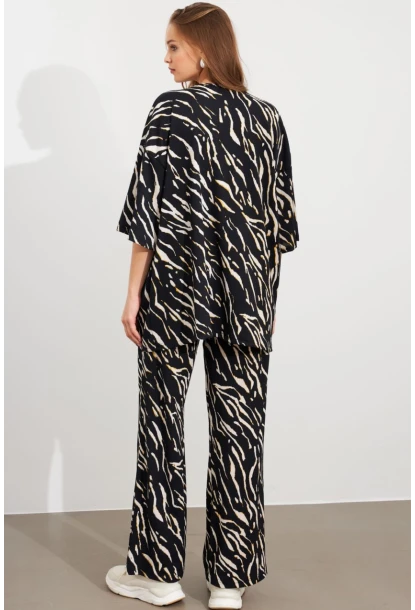 Kadın Siyah-Ekru Alt Üst Bürümcük Takım MLON500