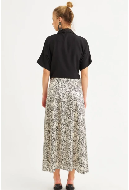Kadın Siyah-Ekru Saten Midi Etek FİR1970
