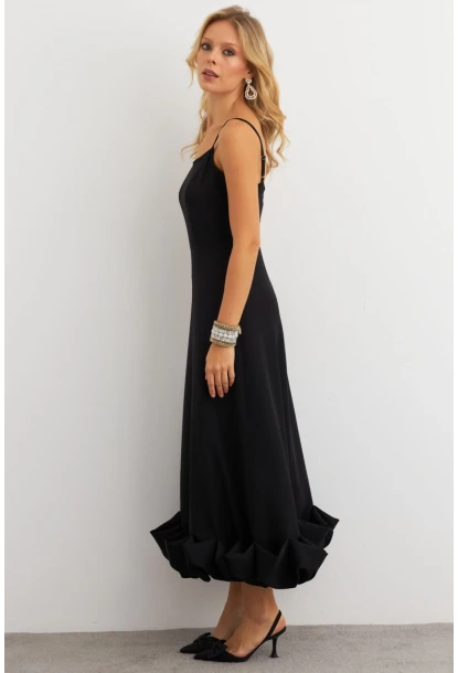 Kadın Siyah Eteği Fırfırlı Şık Maxi Elbise FRY2266