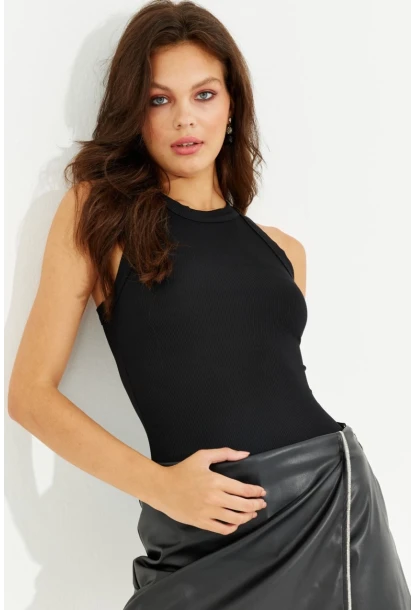 Kadın Siyah Halter Yaka Bluz LPP1233