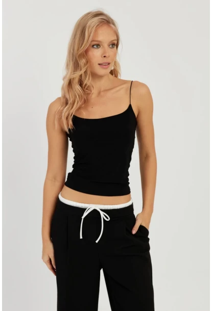 Kadın Siyah İp Askılı Bluz GÇ154
