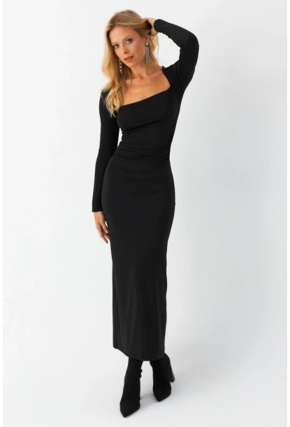 Kadın Siyah Kare Yaka Drepeli Midi Elbise B6009