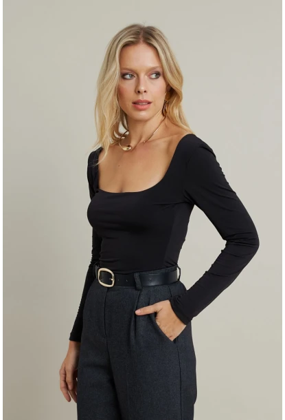Kadın Siyah Kayık Yaka Bluz DMR387