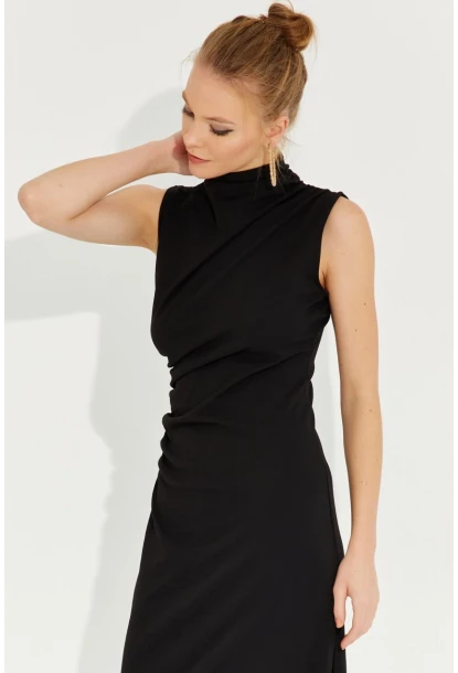 Kadın Siyah Kolsuz Midi Elbise KED4048