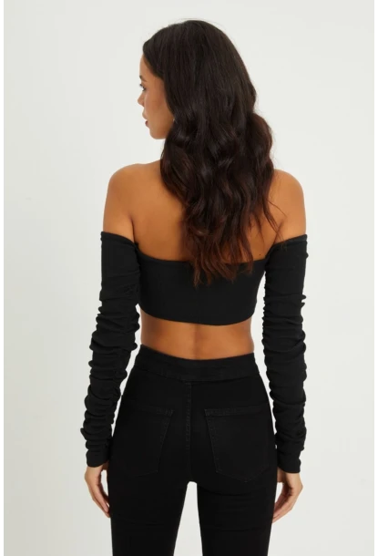 Kadın Siyah Kolu Büzgülü Crop Bluz B213