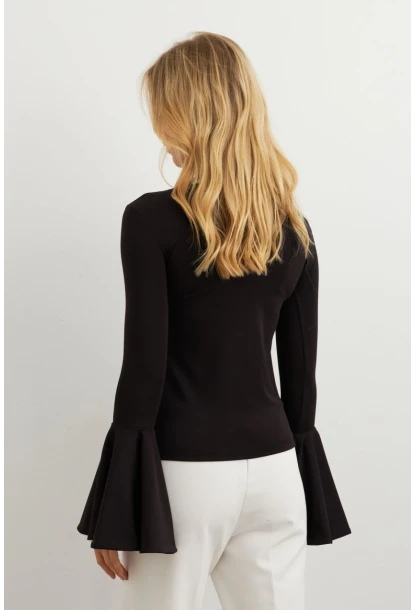 Kadın Siyah Kontrast Çan Kollu Bluz EY3013
