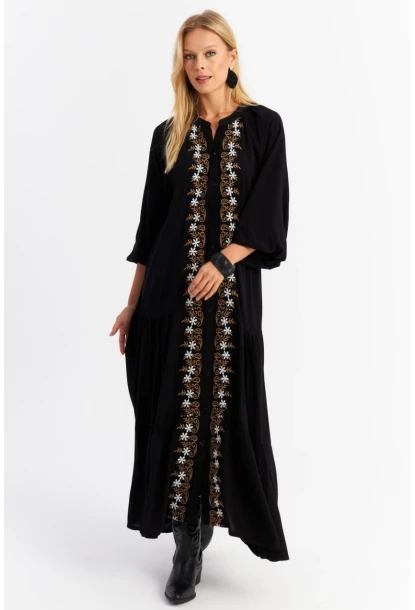 Kadın Siyah Nakışlı Volanlı Maxi Elbise MALO8