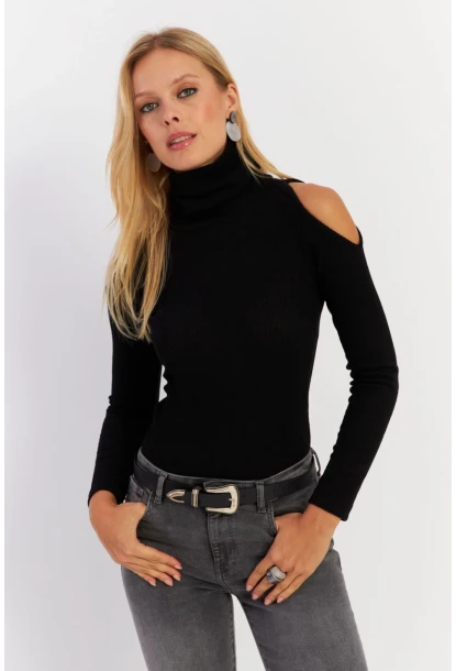 Kadın Siyah Omuzları Açık Kaşkorse Bluz HOR04