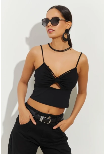 Kadın Siyah Pencereli Crop Bluz B2441