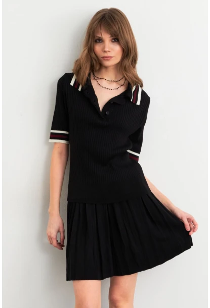 Kadın Siyah Polo Yaka Etekli Takım SF2558