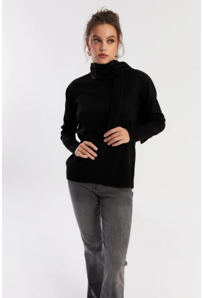 Kadın Siyah Şal Aksesuarlı Triko Bluz YV286