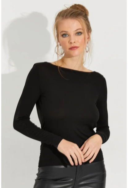 Kadın Siyah Sırtı Açık Bluz EY2594