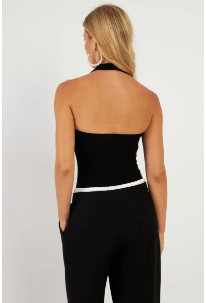 Kadın Siyah Sırtı Açık Çıtçıtlı Body LPP1295