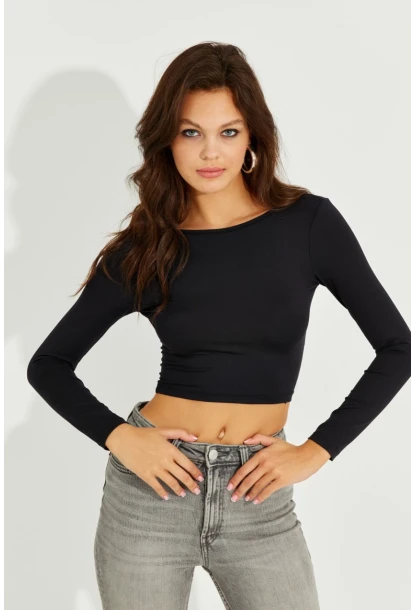 Kadın Siyah Sırtı Açık Crop Bluz CY430