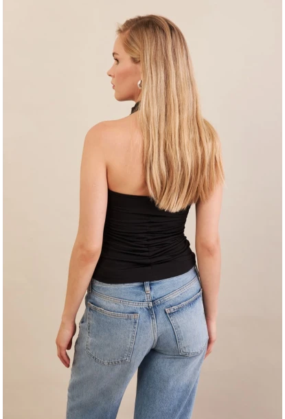 Kadın Siyah Sırtı Açık Drapeli Bluz FRY2314